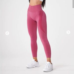 NVGTN fitness leggings! NEVER WORN!